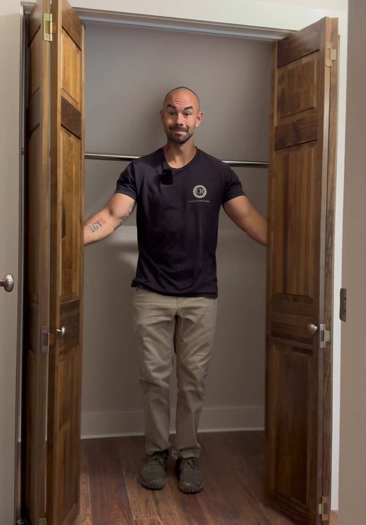 Bifold doors simplified! #remodel #construction #homerenovation #woodworking #howto #tools #DIY #carpentry #construction #homeremodeling #hgtv #tooltips #constructiontips #diytools  