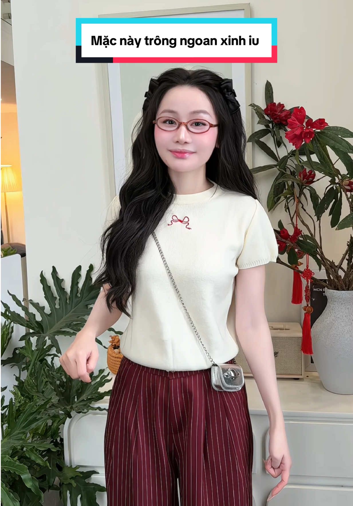 Mặc này trông ngoan xinh iu  #fypシ゚ #trinhlunglinh96 #aonuxinh #delizvn #xuhuong #fashiongirl #xyzabc #aoxinhchonang #aothuncotron#aothuncotron #atkoc #xybca #xh #fashiontiktok #phoidoxinh #aolen #aolencotron #aolencotrontheuno #thoitrang #viralvideo #shopping 