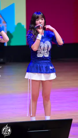 '누가 귀여운지 모르겠네.' 에이핑크 윤보미(Apink YoonBoMi)