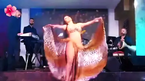 ملكة الرقص الشرقي اليسار🌹Elissar