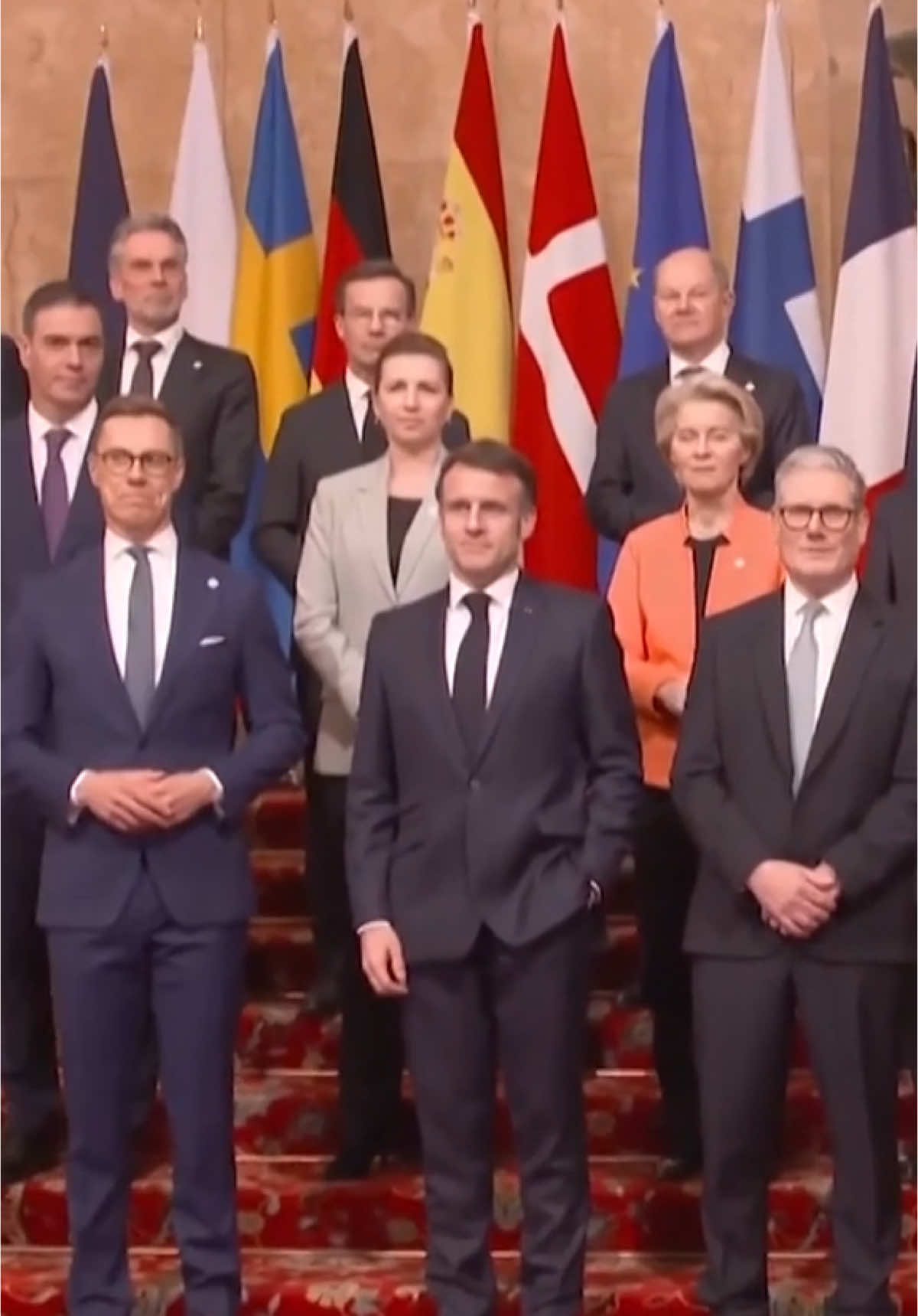 Leaders and representatives of European countries, Turkey and Canada joined at the London summit posing for a photo. #ukraine #london #leaders #Zelenskyy #russia #donaldtrump #politics 