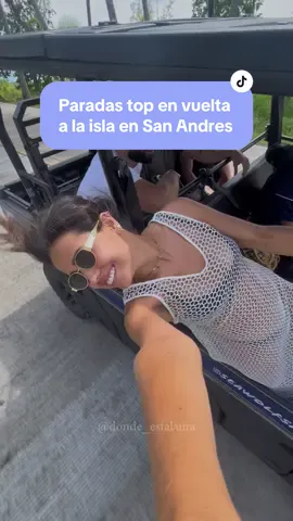 Esto vale alquilar un carrito / mulita / buggy en San Andrés, Colombia en 2025 🏝️👇🏼 Para 2 personas: $250.000 COP (60 USD aprox) Para 4 personas: $300.000 COP (74 USD aprox) Para 6 personas: $350.000 COP (85 USD aprox) ⏱️ Todos los precios son de 9:00 am a 6:00 pm, te recogen en tu alojamiento y te vuelven a dejar en él. ⛽️ Te entregan el tanque lleno y debes devolverlo igual, te gastas de $40.000 a $60.000 COP en una vuelta completa a la isla (10 a 15 USD aprox) Yo lo alquilé con @seawolfsai #SanAndres #LauraestaenSanAndres #QuehacerenSanAndres #Sai