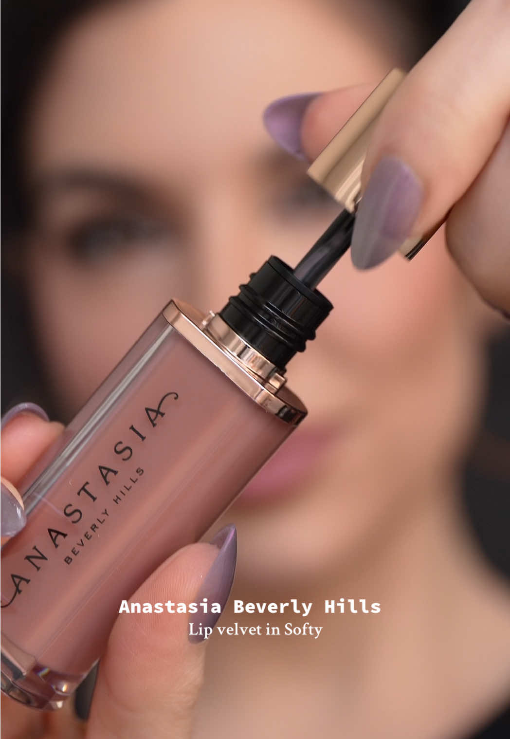 The perfect nude lip? @Anastasia Beverly Hills lip velvet in softy (pr sample) #anastasiabeverlyhills #lipvelvet #nudelip 