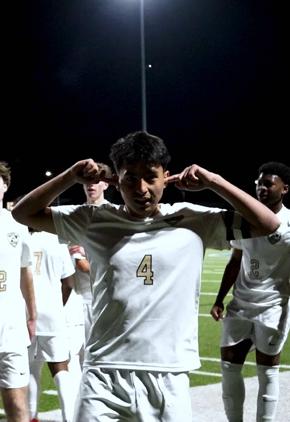 INSANE HIGHSCHOOL SOCCER GAME! 😱😱 #Soccer #lozzzproductionz #soccervideographer #soccervideography #highschoolsoccer 