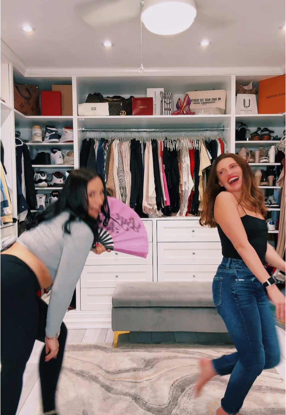 When the girlies make it out the gym and into the closet 😅🤣💕 #linedance #fanlinedance #gymgirlies #dance #dancetok #dancetrend #trendingsound #CoriInTheCloset @tapandtonewithcarolyn #bootsontheground #wheredemfansat dc: @DemKuntryFolks 