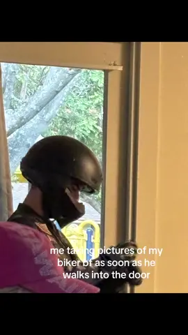 i can't help myself #fyp #foryou #couples #relatable #funny #comedy #couple #Relationship #relationships #relate #cute #boyfriend #biker #biketok #bikerboy #bikersoftiktok #foryoupage #bikerboyfriend 