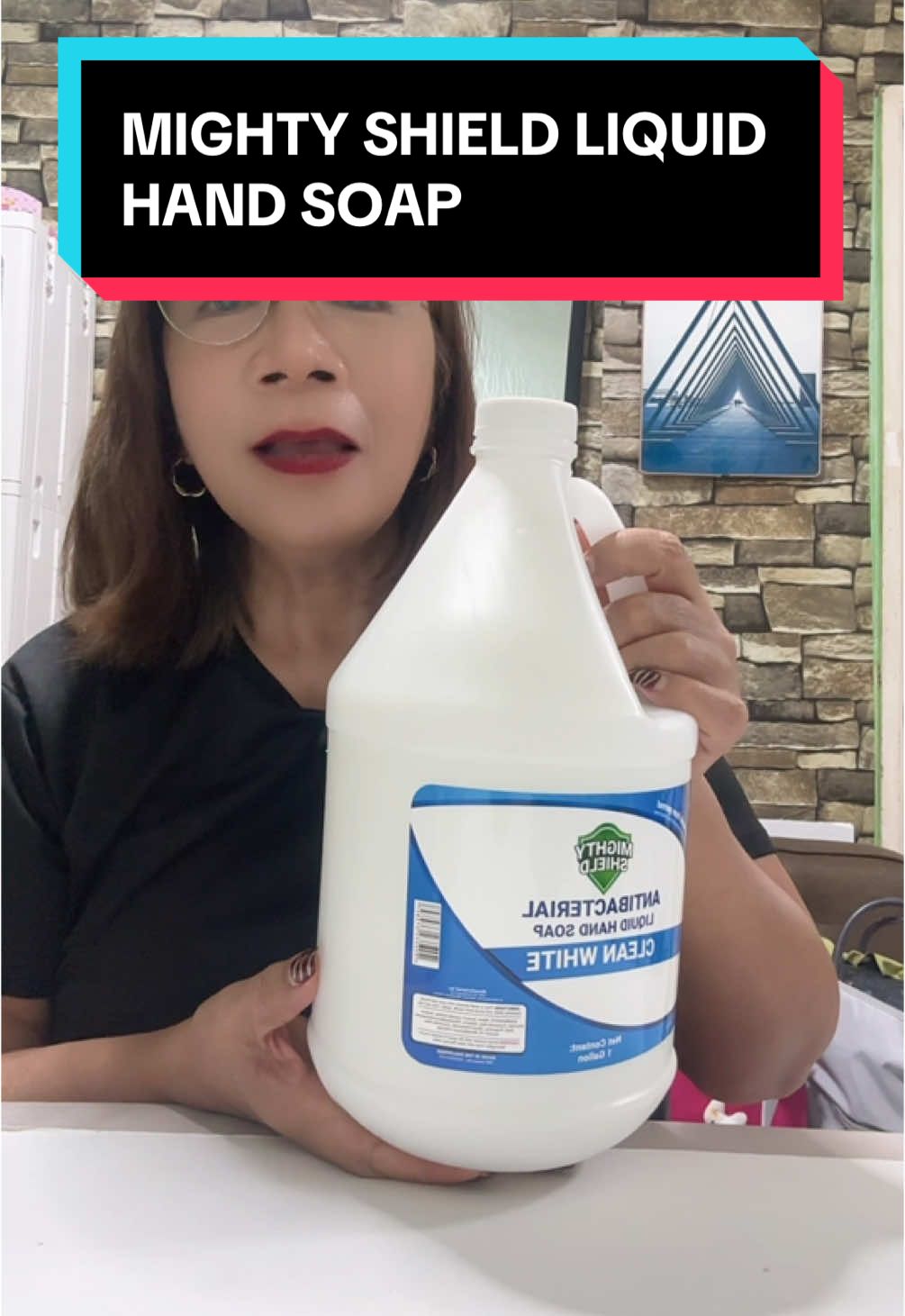 #creatorsearchinsights  1 gallon mighty shield antibacterial liquid hand soap #soap #handsoap #liquidhandsoap #antibacterialsoap 