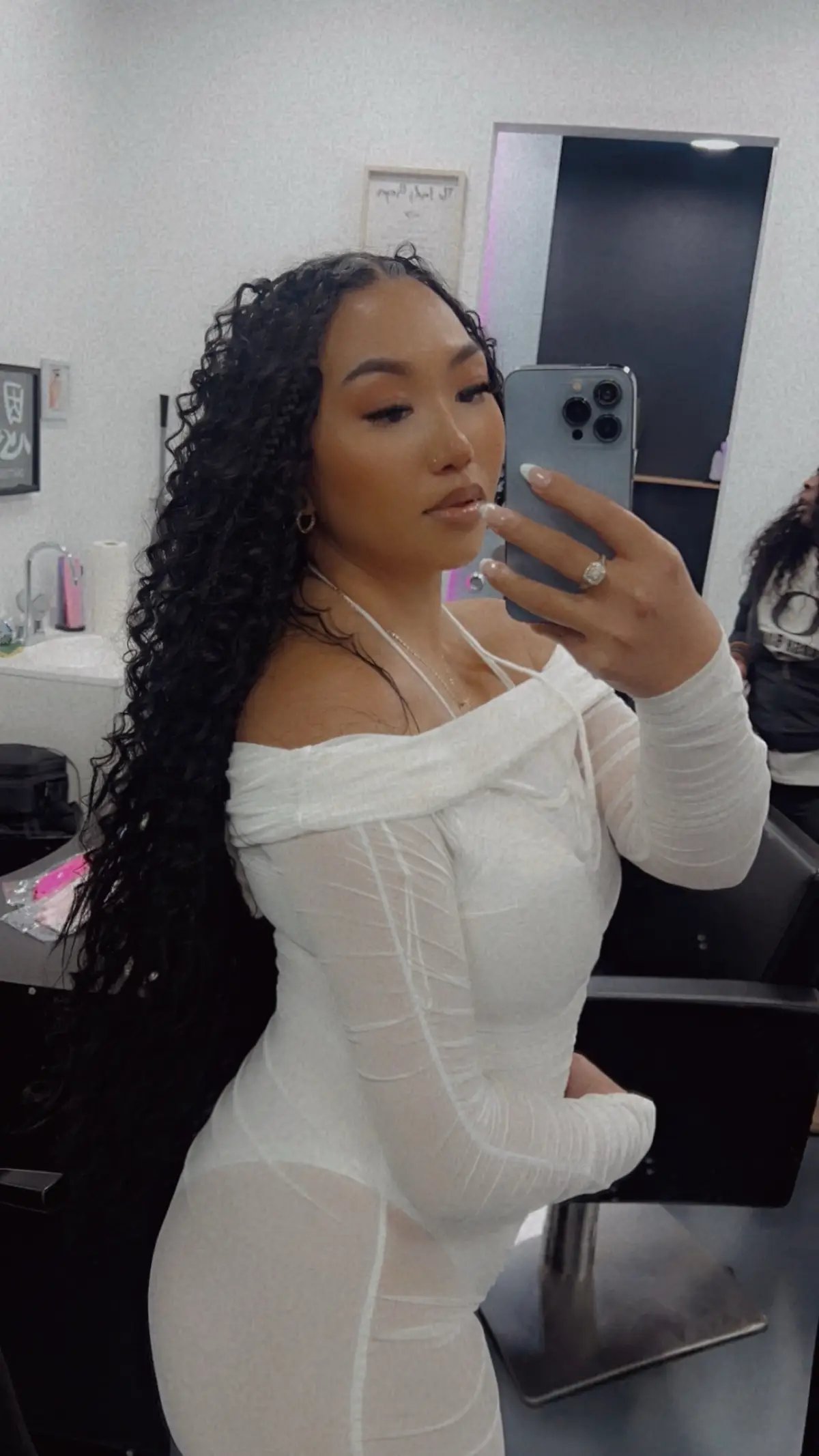 This doll came in with hair to her butt and wanted curls so we achieved this gorgeous look for an even beautiful lady 💋  #boraborabraids #knotlessbraids #braidtok #appletonwisconsin #appletonhairstylist #extensions #crochettiktok #BeautyTok #wisconsin #wisconsinmodel #model #lipsticktutorial 