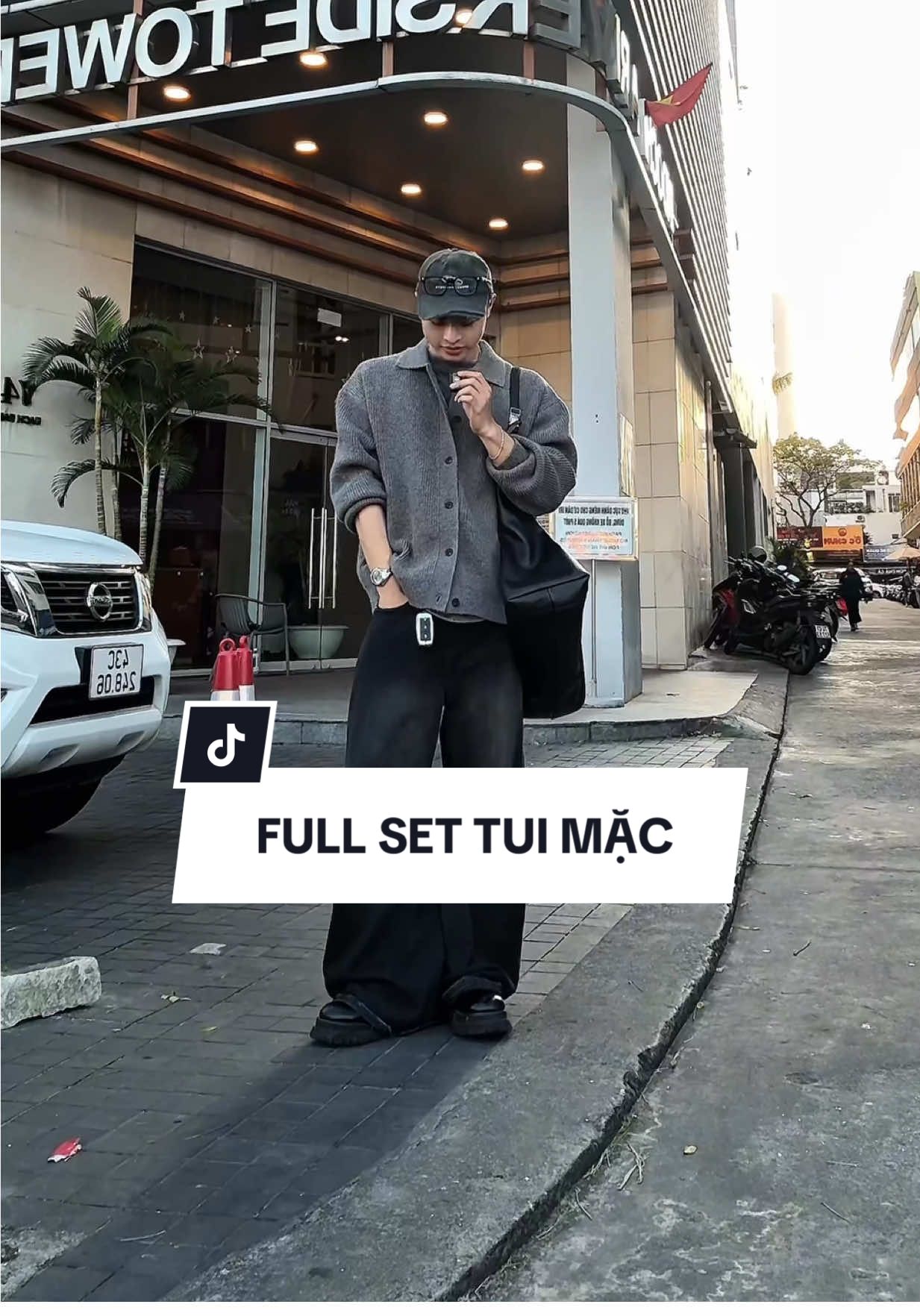 Cái quần nó đang tạm hết rùi anh em ạ, có thì tui lên clip sau nhé #fyp #TikTokFashion #minhreview #outfits #GocLamDep #BeautyTok #reviewsanpham #xuhuong #review #reviewdonam #minhquayphom 