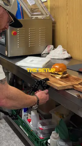 POV you’re a Burger 🎥 | Kinda put everything to my MagicArm from @SmallRig because the creativity with it has no end. #creator #contentcreator #videography #videographer #magicarm #smallrig #povshots #creativeshot #creativeshots #learnfilmmaking #videographytips #cameragadgets #SmallRigMagicArm #smallrigmagicarmchallange