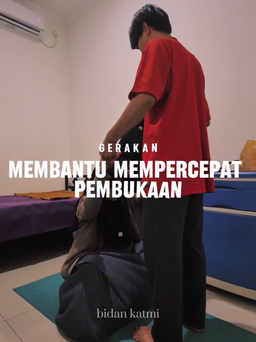 Saya ingin berbagi sedikit edukasi nih, Bunda.🤰  Gerakan-gerakan tertentu dapat membantu mempercepat pembukaan saat persalinan.  Senam hamil dan jalan santai bisa menjadi pilihan yang baik untuk dicoba.  Jangan lupa juga untuk selalu berkonsultasi dengan bidan atau dokter kandungan Anda.  Semoga proses persalinan Bunda lancar dan nyaman. 🙏 #edukasikehamilan #persalinanlancar #gerakanibuhamil #bidanbekasi #bidan #momcare #babycare #masyaallahtabarakkallah #tambunselatan #bekasi #fypシ゚ #fypシ゚viral 