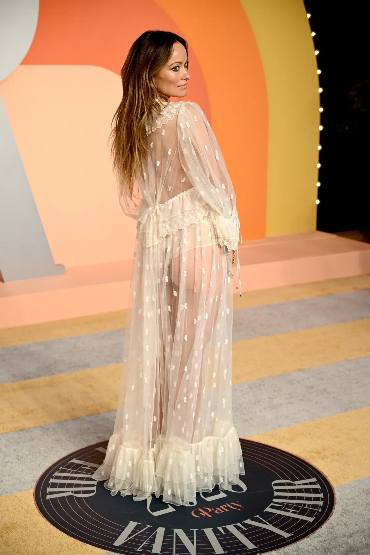 Olivia Wilde's arrival at the 2025 Vanity Fair OSCARS party ✨ 📸: Getty 
