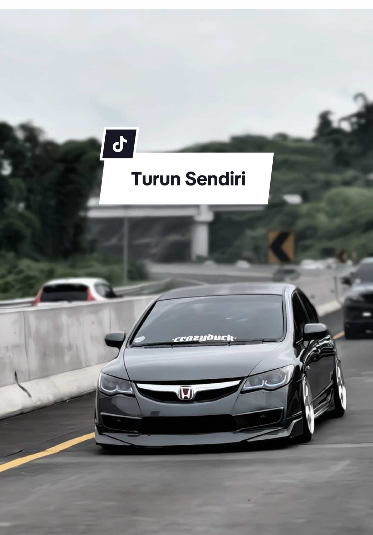 Kok turun turun sendiri😆