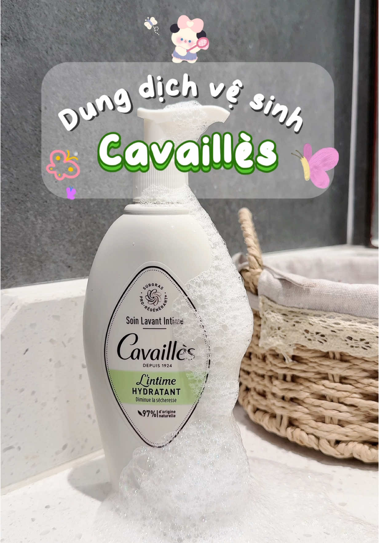 Dung dịch vệ sinh Cavailles - chân ái của tui nè. Trước t dùng màu canh dương, giảm ngứa và nhiễm khuẩn đỉnh luôn, giờ thử qua dòng xanh lá cấp ẩm chuyên sâu giảm khô hạn nè. #mesammihihi #cavailles #ddvscavailles #ddvscongnghe #dungdichvesinhphunu #mebimsua #xuhuong2023 