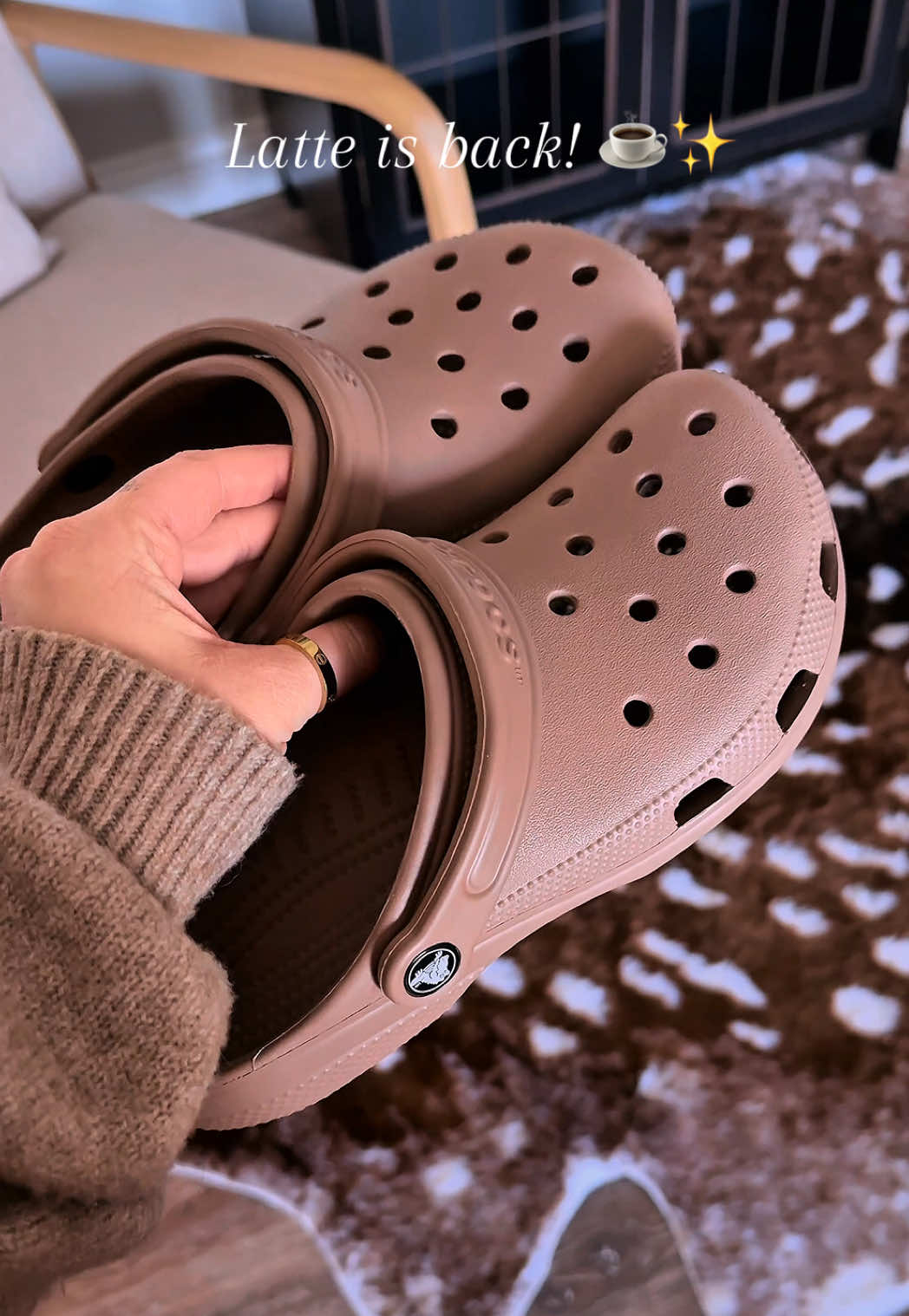 Latte Crocs are back!! ☕️🤎✨ if you’ve been trying to get your hands on this color now is your chance!! #crocs #crocsshoes #lattecrocs #croc #crocs4life #crocsgang #crocswithnosocs #springshoes #summershoes #neutralshoes #neutralcrocs #aesthetic #aestheticshoes #spotlightfinds #tiktokmademebuyit #tiktokshoprestock #tiktokshopfinds #tiktokshopspringglowup 