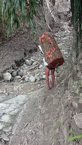 गरिब को क थाहा धनि लाइ