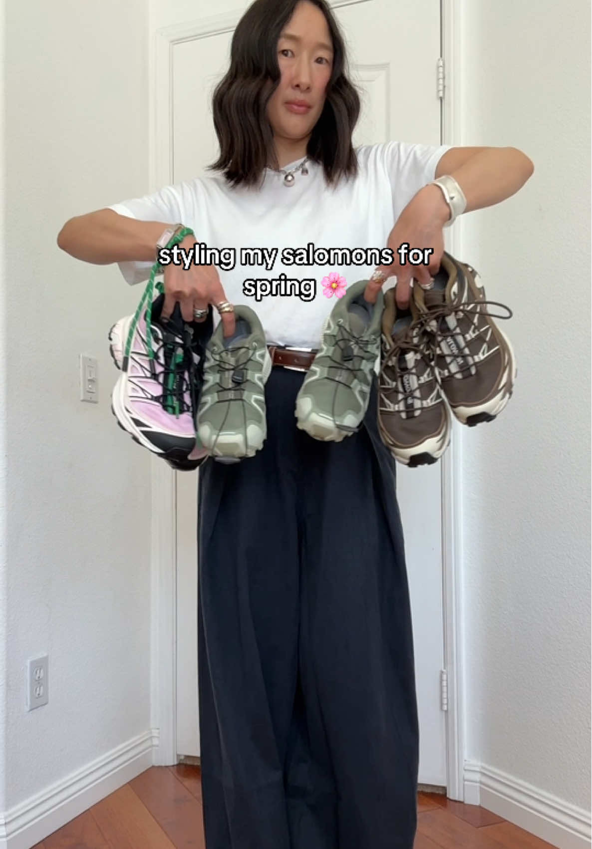 salomons will def be my go-to spring sneaker!!! 😮‍💨💖 #salomons #salomonsneakers #salomonoutfit #stylingsalomons #salomonxt6 #salomonxsandyliang #springfashion2025 #springsneakers 