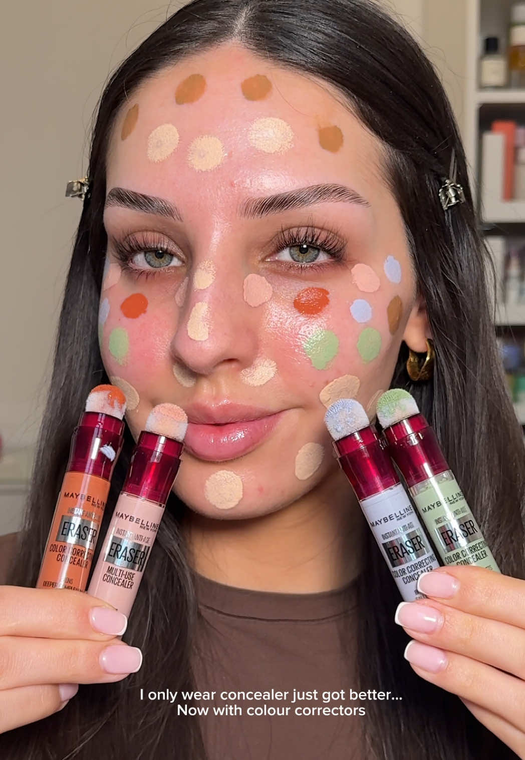 #ad “I only wear concealer” just got upgrade! Now we have colour correctors to help brighten, neutralise & combat unwanted tones! @MaybellineUK eraser concealer now has three new corrector shades: purple, green and orange! 💜💚🧡   Ib @DANIELLE    #EraserConcealer #Colorcorrector #makeup #concealer #affordablemakeup #beauty #makeupreview #makeuphack 