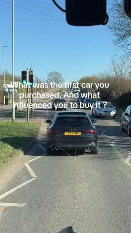 Quick question 😍 #carlovers #carquestions #petrolhead #caroline #carmen #carenthusiast 