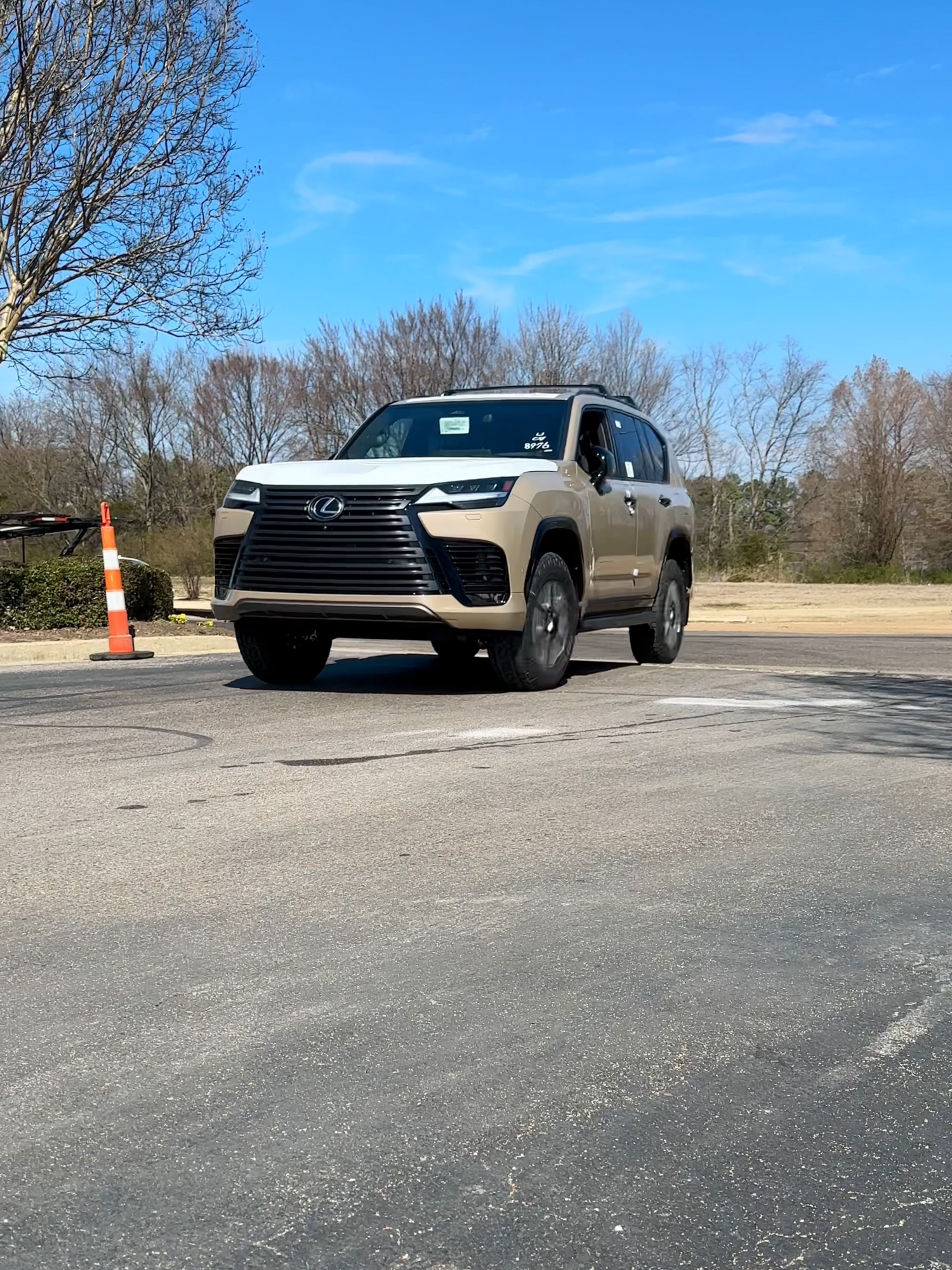 The first-ever Lexus LX 700h Overtrail featuring Earth exterior paint has arrived!📦 #lexuslx #lexuslx700h #lexus #lexususa #lexusofmemphis 