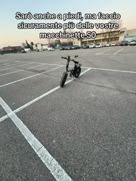 ⚠️32 in salita, 40 in pianura e 45 in discesa⚠️ #voliamoneixte✈🦁 #xte #perte #bici #bike #ebike #ebici #bicielettrica #electricbike #biciclettaelettrica #electricbikecycle #nilox #niloxx8 #x8 #x8plus #bklf #bikelife 