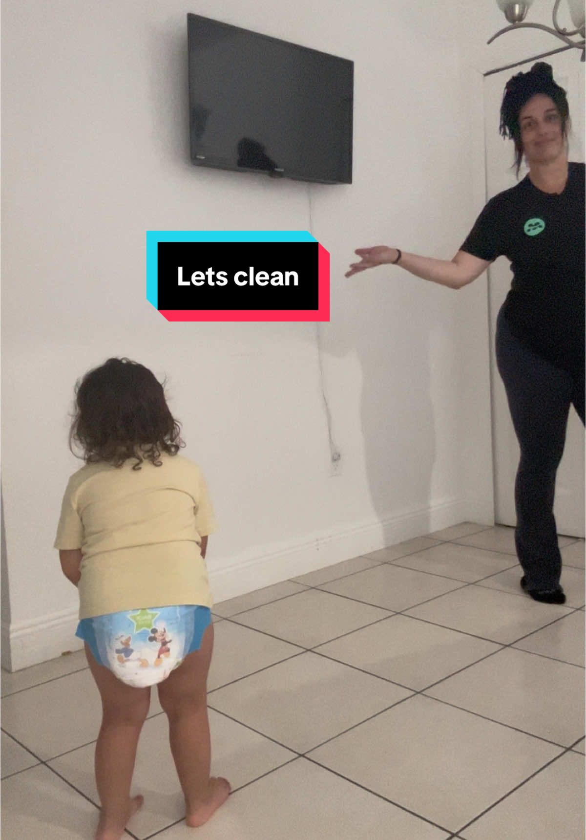 Clean with us #my2yearsolddaughter #momlife #CleanTok #cleanhouse #cleantips 