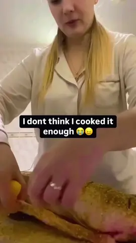 Cooking fails. This is😂😂 terrifying, she tried to cook fish today for the first time but the still alive.   #kitchenfails #cooking #disasters #failarmy #foodfails  #fyp #viral_video 