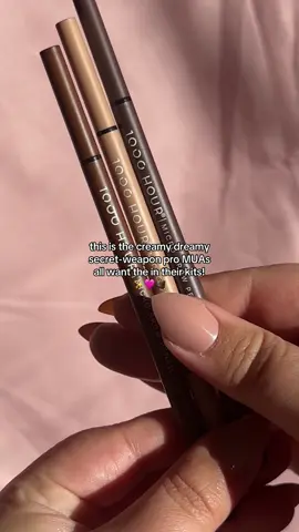 Micro tipped for ultra precision and a creamy, blendable formula for naturally fuller brows 🩷 Our NEW Micro Brow Pencil is the tool everyone needs in their routine ✨ You can find the range now at @Priceline Australia 🛒 #1000hr #browtok #diybeauty #beautifulbrows #australianbeautytok #lashtint #browtint #browsonfleek #hybridbrows #1000hour #1000hourbrowtint #bestinbeauty #browpencil #mua #promuatips #makeupartist 
