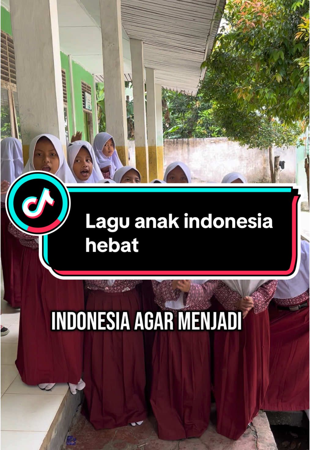 Alhamdulillah anak-anak sudah hafal lagu kebiasaan anak indonesia hebat, dan semua sudah dilakukan kecuali makanan sehatnya yang belum dapat nih😁😁kapan ya sampai ke sekolah kita 🤭🤭 #anakhebat#anakindonesiahebat #7kebiasaan #sd#sekolahsd#guru#gurusd#fyp #gallerisekolah 