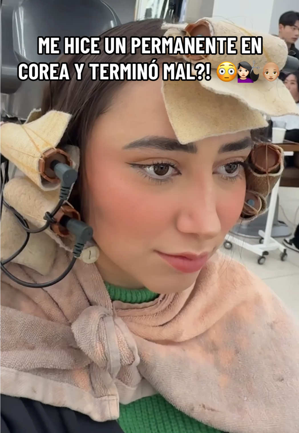 ME HICE UN PEINADO PERMANENTE EN COREA Y TERMINÓ MAL?! 😳💇🏻‍♀️👩🏼‍🦲 El procedimiento que me hice fue el digital perm y hace que te quede un blowout permanente como si te hubieras peinado con la Dyson 