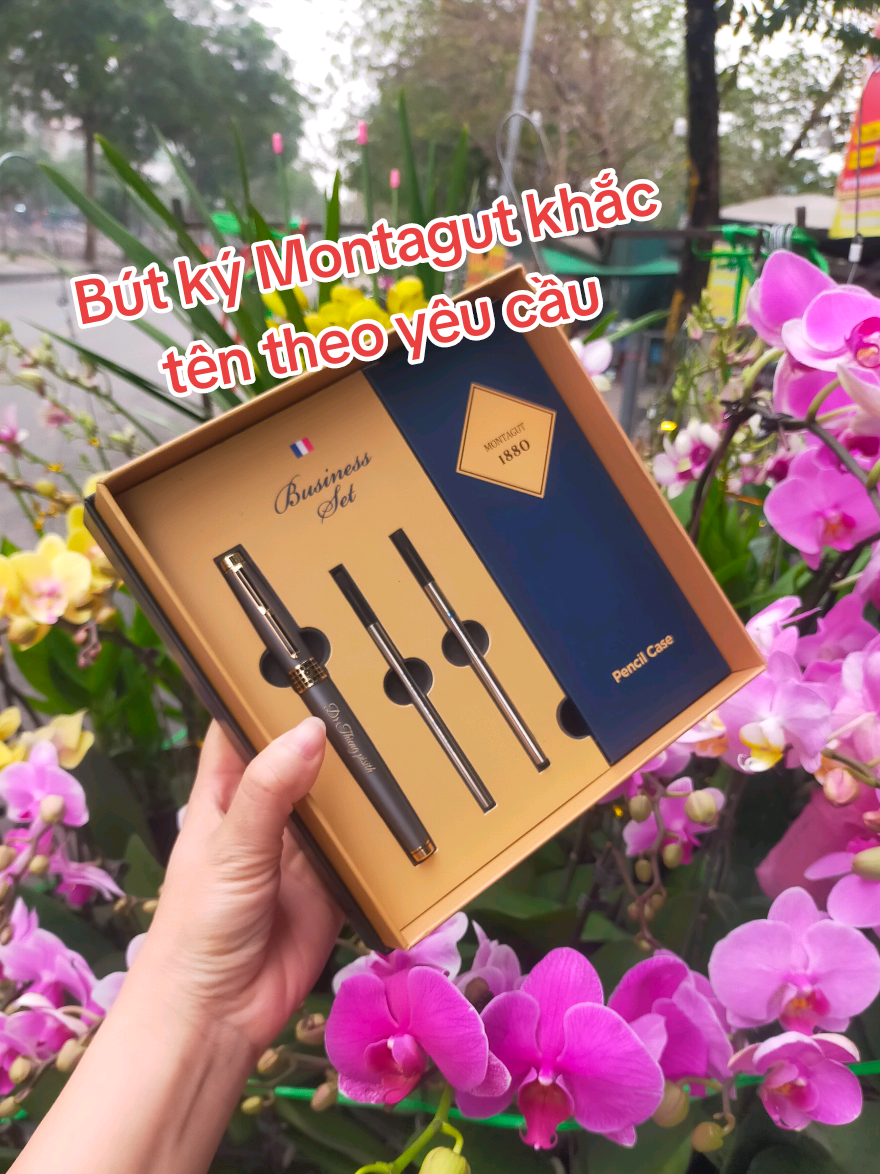 Bút ký cao cấp Montagut  Bút ký Montagut  khắc tên, khắc nội dung theo yêu cầu  #quatangcanhandoanhnghiep  #quatang #butkykhactentheoyeucau  #butky 