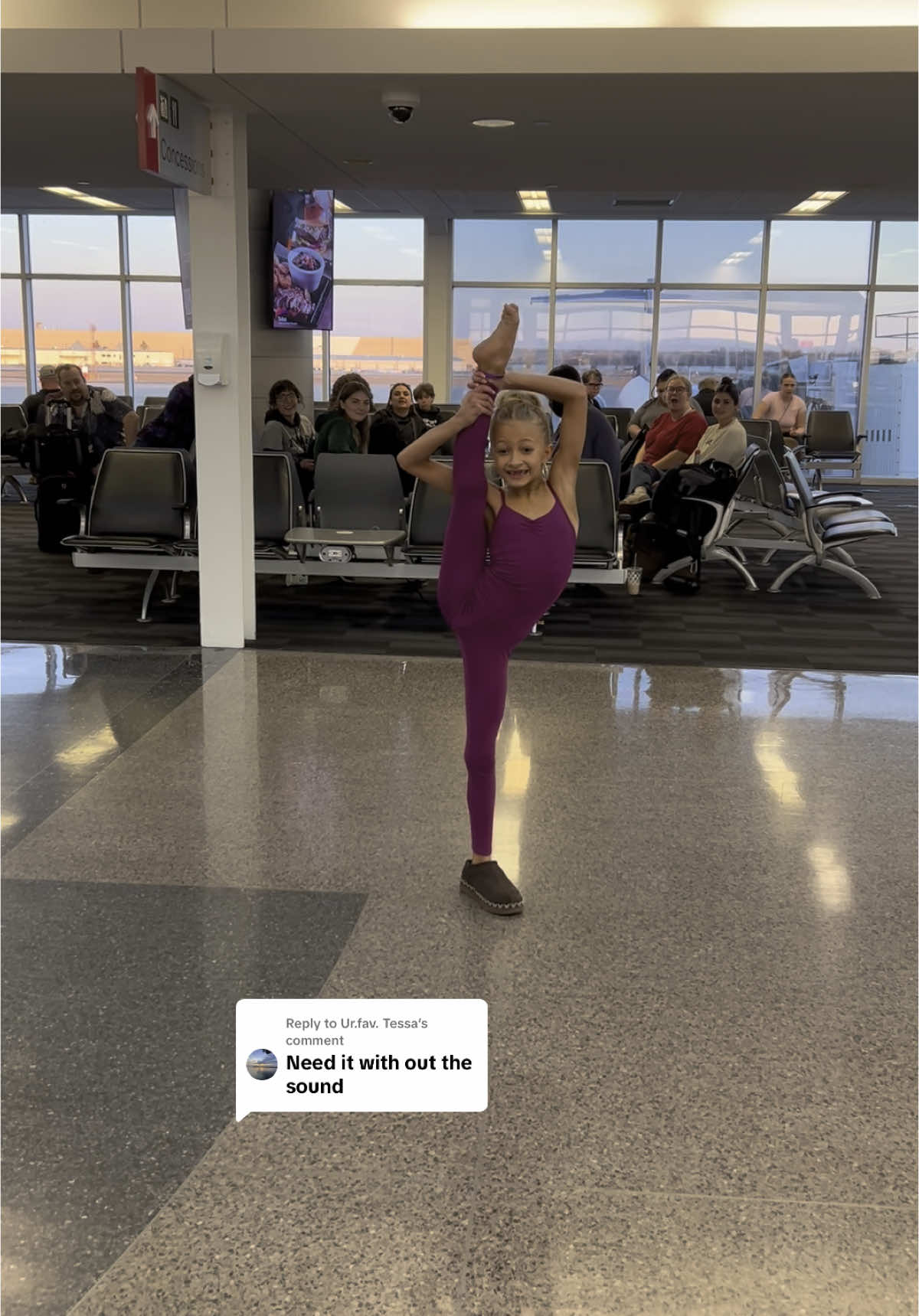 Replying to @Ur.fav. Tessa when I say @Blake Mcgrath and the people in the background were the ultimate hype team I mean it! 🥹🫶🫶 #blakemcgrath #airportdance #trending #dancers #blakemcgrathairporttrend 