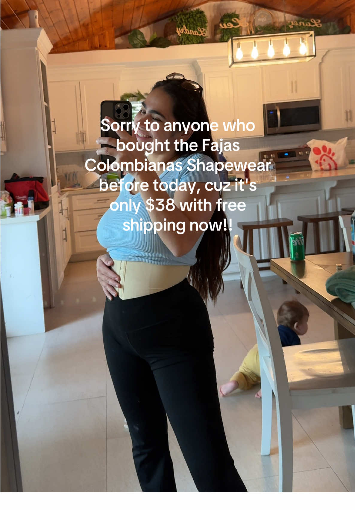 YOU’LL BE THAT GIRL 😉 Price drop got me like 😱 @YIANNA INC always working hard for us to all own fajas!!  #yianna #faja #fajacolombiana #fajate #fajascolombianas #momlife #postpartum #yiannafajas #snatchedwaist 