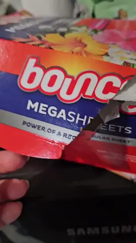 Bounce Mega Dryer Sheets – Paradise Blossom Scent – Long-Lasting Freshness, Softness & Static ControlElevate your laundry game with Bounce Mega Dryer Sheets in Paradise Blossom! Infused with a fresh, tropical scent, these dryer sheets help reduce static, prevent wrinkles, and leave your clothes irresistibly soft. Say goodbye to clingy fabrics and hello to fresh, beautifully scented laundry every time. Perfect for all fabric types!#BounceDryerSheets #FreshLaundry #ParadiseBlossom #StaticFree #WrinkleFree #SoftAndFresh #LaundryHacks #TropicalScent #MegaFreshness #laundryessentials 