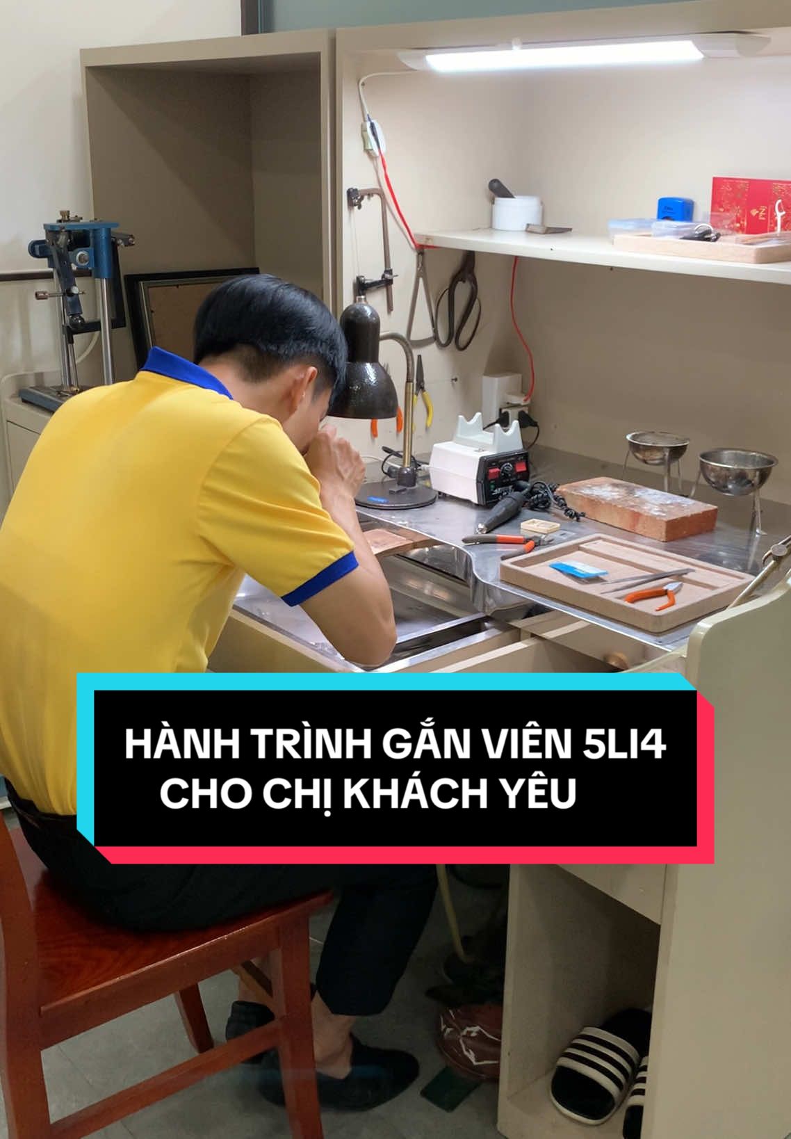 ✨ GẮN KIM CƯƠNG ✨ Và đây chính là hành trình gắn viên 5li4 cho chị khách của em ạ. #PNJ #Trangsucvokimcuong #TrangsucPNJ #XH #Vairal #Trending #PNJ153dnttp8 ---------------------- Liên hệ em để được tư vấn miễn phí. ☎: 0582526131 ( Đạt ) 🌐 Website: https://www.pnj.com.vn