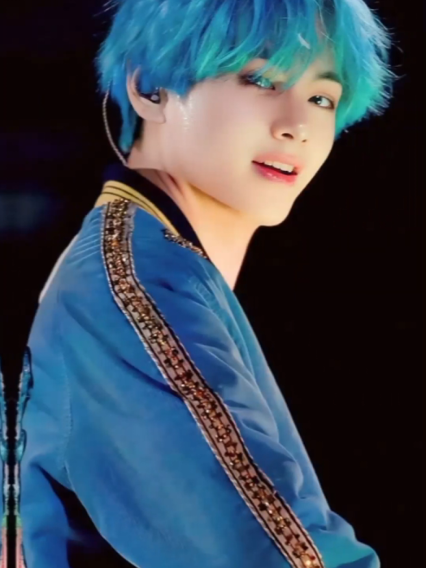 JK and V cute pics #taekook #fyp #bts #btsarmy #boyband #tiktok 