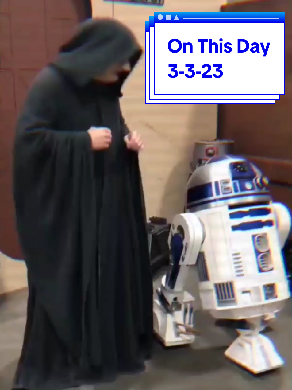 #onthisday 3-3-23 Emperor Palpatine Playing with his Granddaughter, Rey Skywalker. #starwars #disney #papapalpatine @Star Wars @Disney @The 501st Legion #throwback 