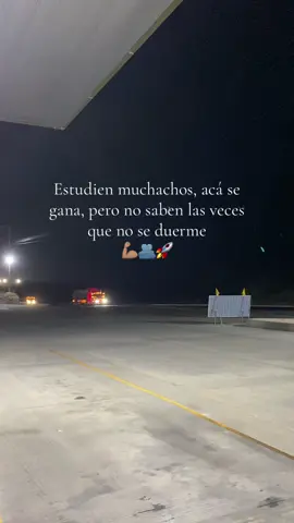 Y métale el otro cambio…💪🏽🙏🏽🚚 #amorypasion  #tractomulasdecolombia #camionescolombianos #almejorestilocamionero #fyp #hagaloconfe🛣️🚛 