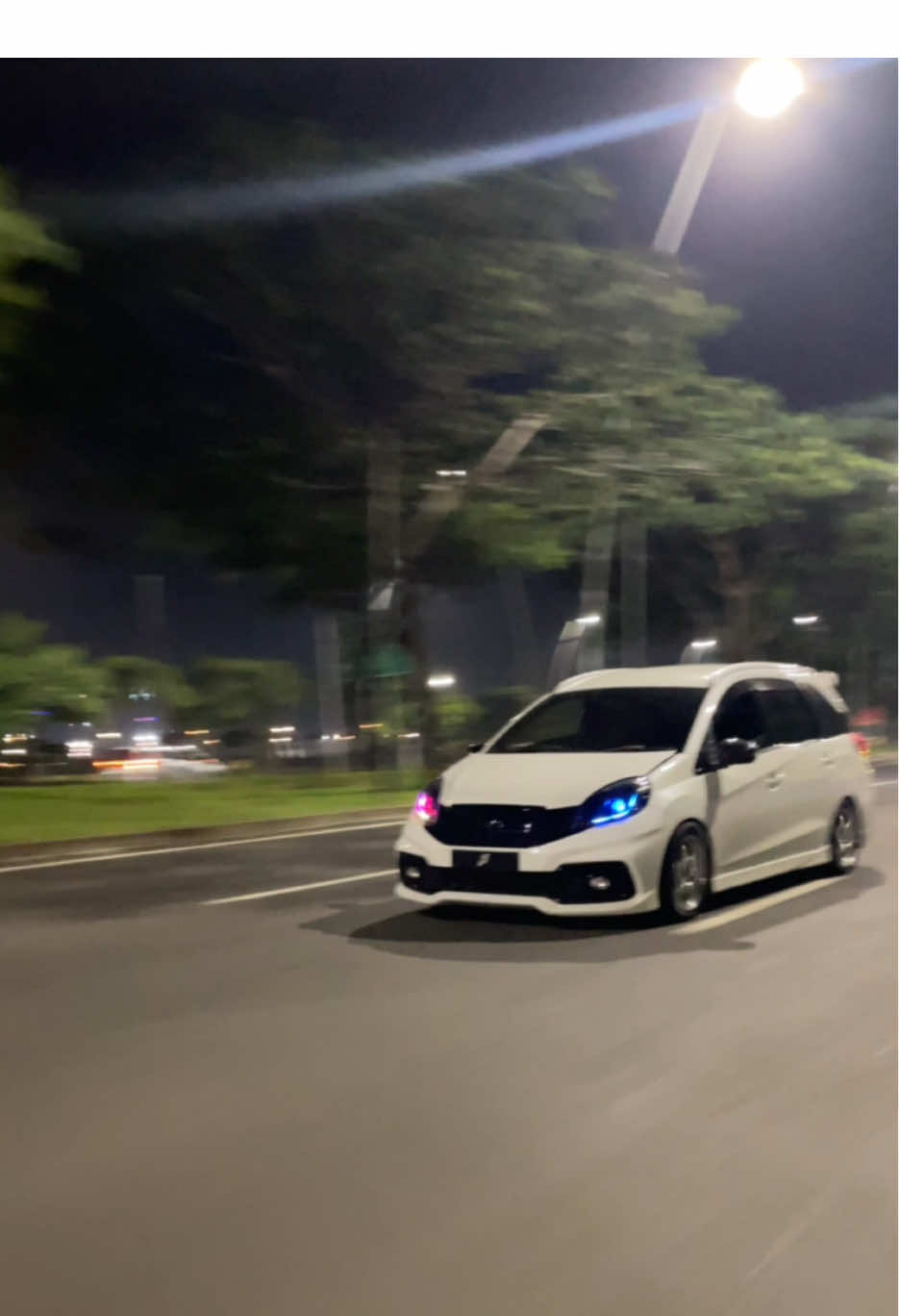 #hondamobilio #mobiliors #mobility #mobilio #mobiliomodifikasi #jdmstyle #jdmculture #hondaracing #mpventhusiast #hsr #hondaindonesia #dd4 #dahyiluuycars #mpv #mpv_id #hondaisme #hondaboyindo #cleanlook #indocarstyle ##run_dd4 #option_dd4 #modification #mobilkonten #ordexhaust #liors16 #tuningkhanremap #tuningkhan_remap #run_dud4