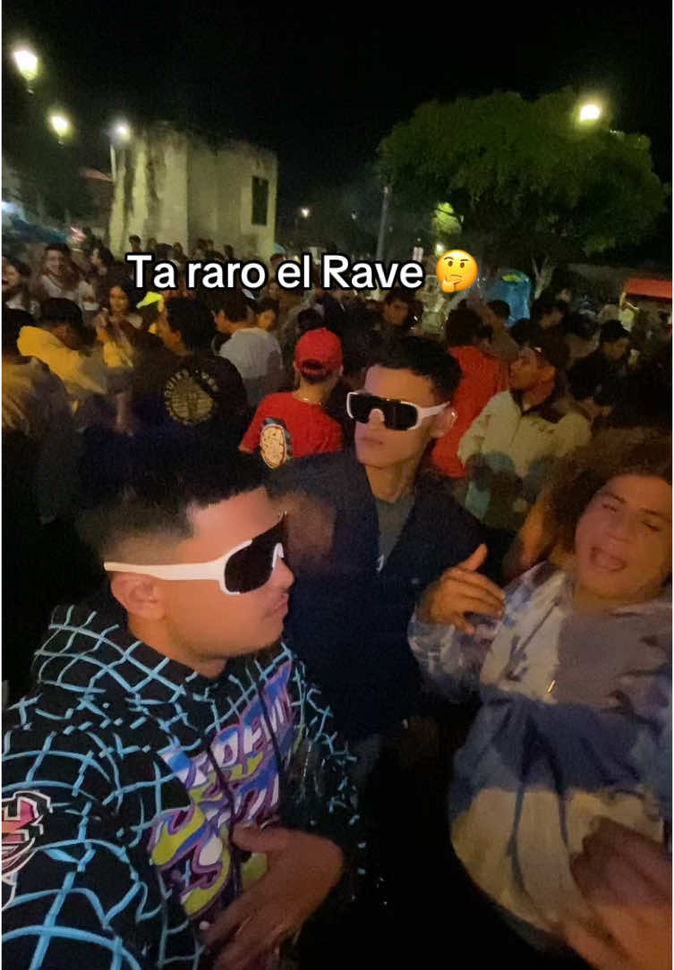 Así no era 🤔#carnavales #cajamarca #2025#fyp #viral #rave #mostreo @Mr. Farr @elpibedelacocina 