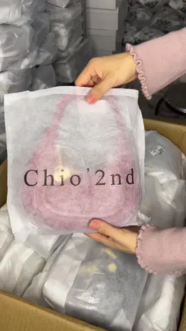 Unbox túi chio2nd cong full màu #tuixach #tuixachnu #tuixachquangchau #tuideocheo #lenxuhuong_tiktok #lenxuhuongtiktok 