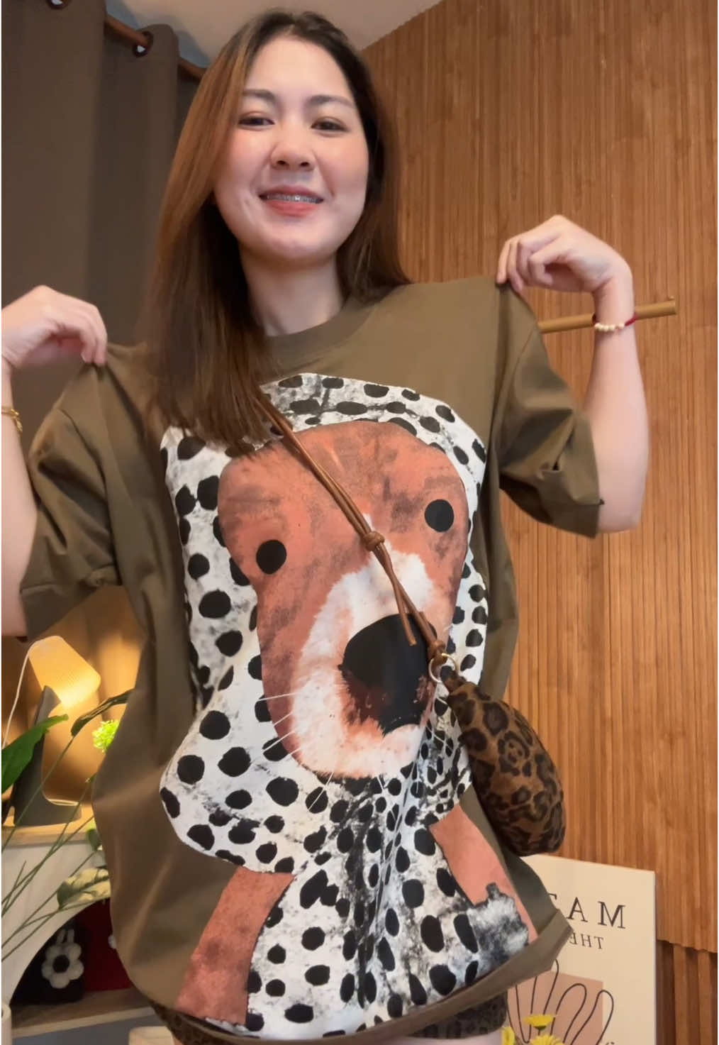 รุ่นน้อนหมาสีน้ำตาลอ่อนขับผิวมากดด🐶🤎#เสื้อลายน้องหมา #เสื้อลายน้องหมาคลุมหัว #เสื้อโอเวอร์โซส์ #เสื้อลายเสือ #เสื้อลายเสือดาว🐆 #fyp 