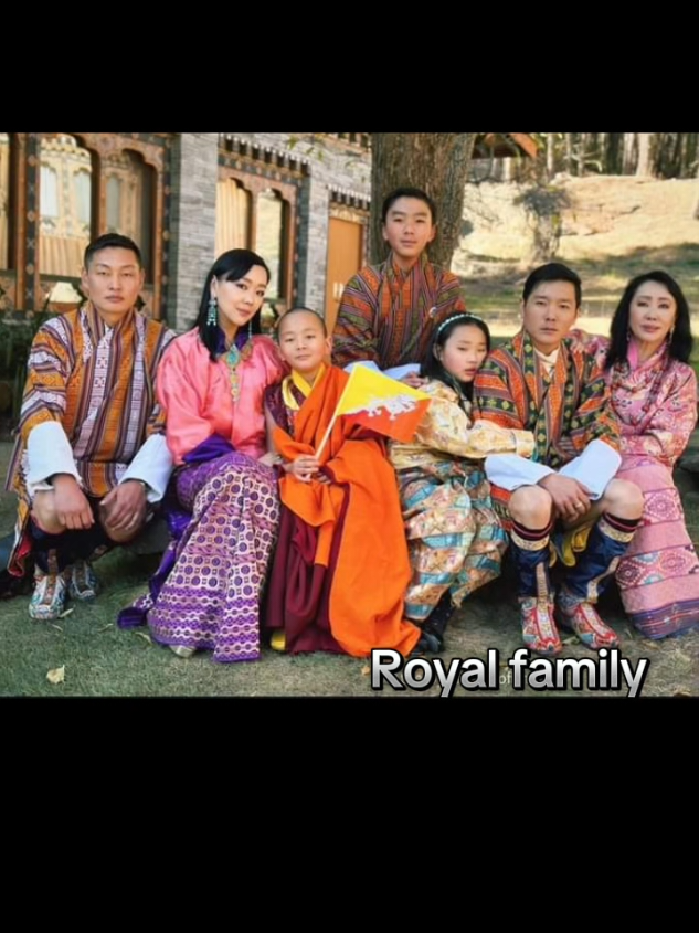 #🙏🙏🙏 #kupar #royalfamily #lovebhutan🇧🇹☺️❤️ #thelandofthunderdragon🇧🇹🐉 