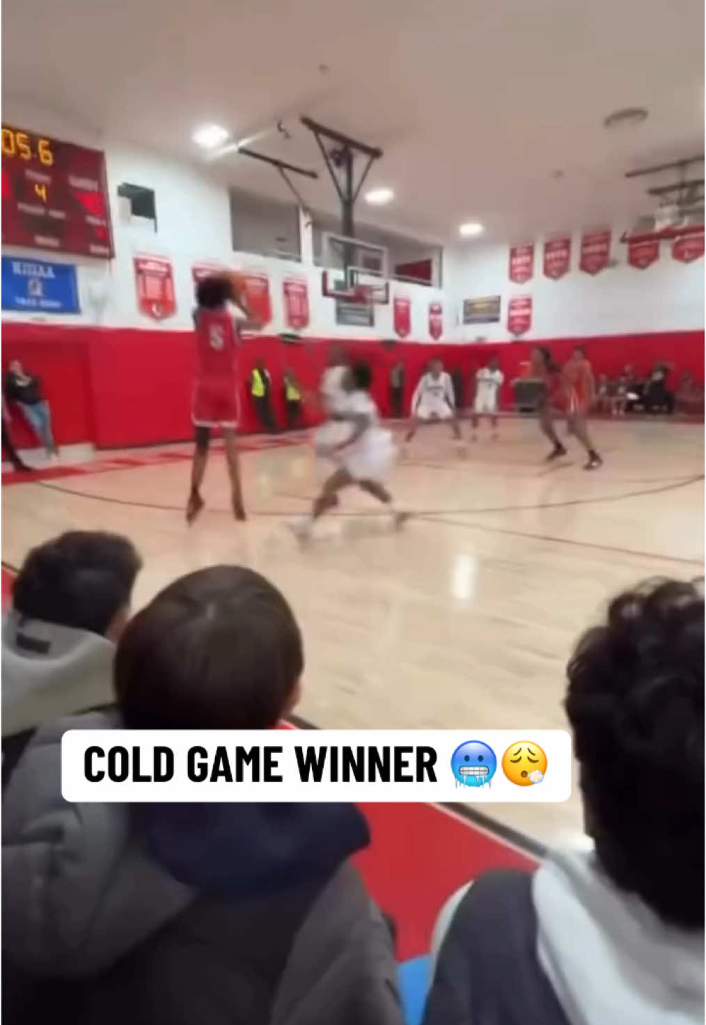 Kid is gonna be THE MAN at school 👏🔥 (Beastside_boyzbb/IG @NJ Hoop Recruit @Show.Time.Mar) #buzzerbeater #forthewin #highschoolbasketball 