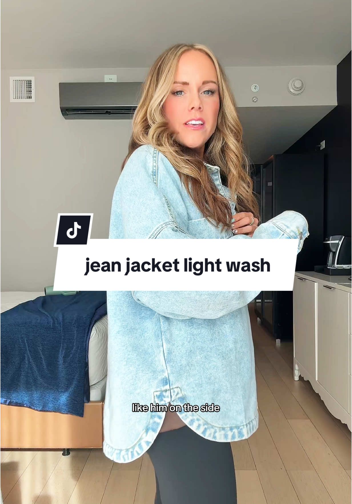 Viral denim jacket in newwwww light wash! It’s so good y’all- I like it better!!! ANDDDD its on sale for $29 rn!! 🩵🫶🏼✨ #denimjacket #jeanjacket #lightwash #spring #springfashion #momfashion #momstyle #momlife #OOTD #outfitideas #outfitinspiration #outfitoftheday#millenials #TTSdelightnow #giftguide #TTSLevelUp #seasonalgems #tiktokshopspringglowup #tiktokshoprestock 