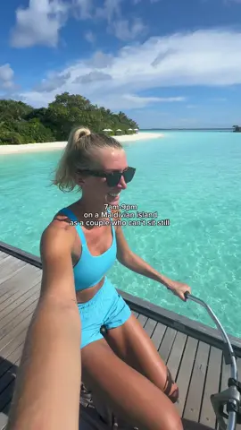Every time I come to the Maldives, I get the same question: ‘But don’t you get bored?’ ☀️ Honestly? Not for a second! From diving and snorkelling to padel and water sports, there’s always something to do. So if you’re like us and can’t sit still, trust me - you’ll be in your element here! ♥️ 📍 Anantara Kihavah, Maldives 🇲🇻 (ad press trip)  👙 Swimwear/ Stay Wild Swim 🫶🏼 🎥 Video inspo: Brontë King ✨ #themaldives #maldiveshoneymoon #maldivestrip #maldivesholiday #anantarakihavah 