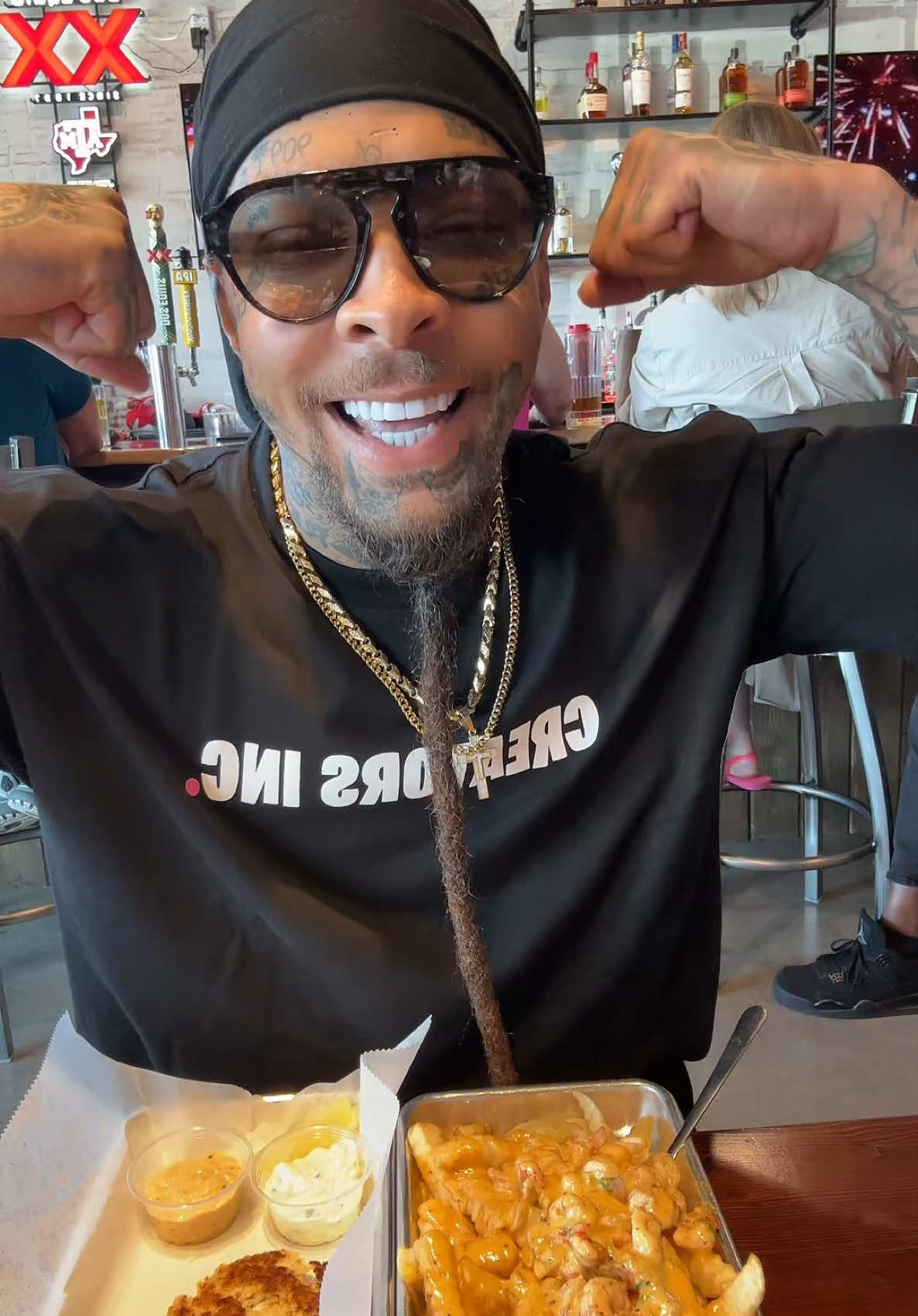 Come try Yummy seafood with me 👀🤤. #seafood #mrstretch19 #family 