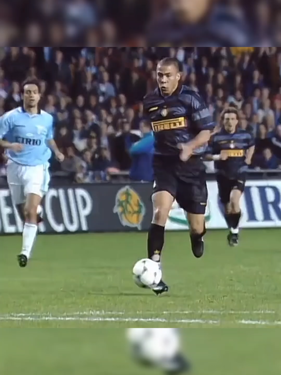 Ronaldo Nazário🇧🇷👑 + Cherry Lady🎶 #ronaldo #football #viral #velocidade #skills #prime 