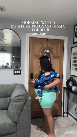 We got a little surprise at the end of the video 🥹 make sure you watch till the end 🥰 #creatorsearchinsights #momoftiktok #sahmsoftiktok #toddlermom #momcontent #dayinthelife #latinamom #toddlersoftiktok #spendthemorningwithme #momcontentcreator 