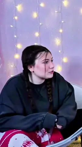 Watch to the end to find proof of the affair… 😯 what do you guys think..? #podcast #dancemoms #chloelukasiak #yunggravy #addisonrae #tiktok #clearlyclueless #relatable #trending #fypシ #foryoupage #contentcreator #clips #viralvideo #blowup 